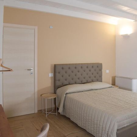 Serenity Apulian Rooms Trepuzzi Exterior foto